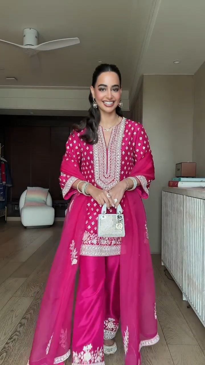 Fuchsia Pink Embroidered Kurta Set with Organza Dupatta