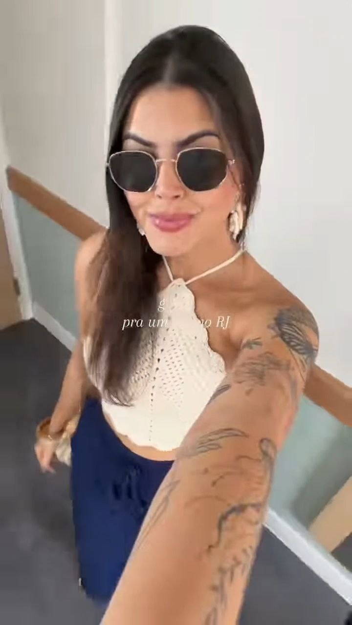 White Crochet Halter Crop Top - Image 3