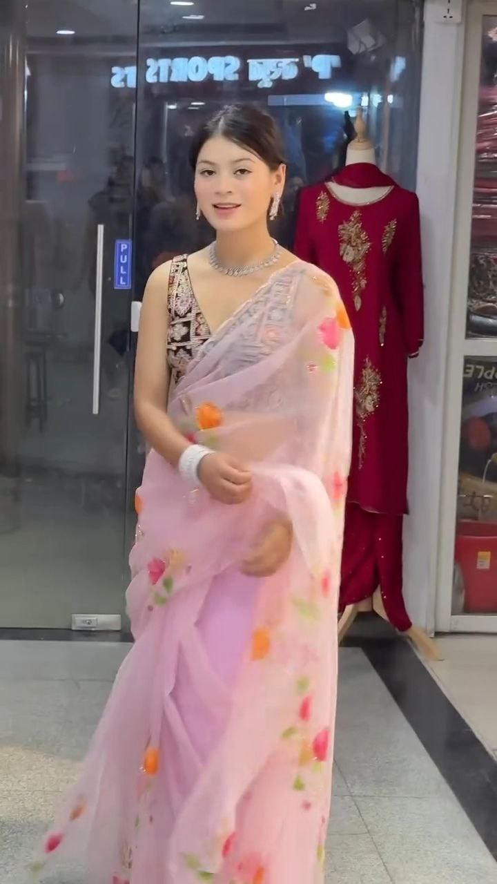 Baby Pink Floral Organza Saree with Embroidered Border - Image 6