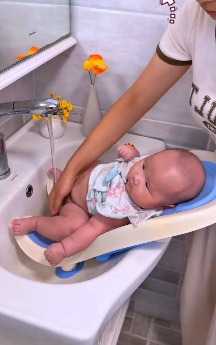 Convertible Baby Training Potty with Removable Inner Bowl - Image 4